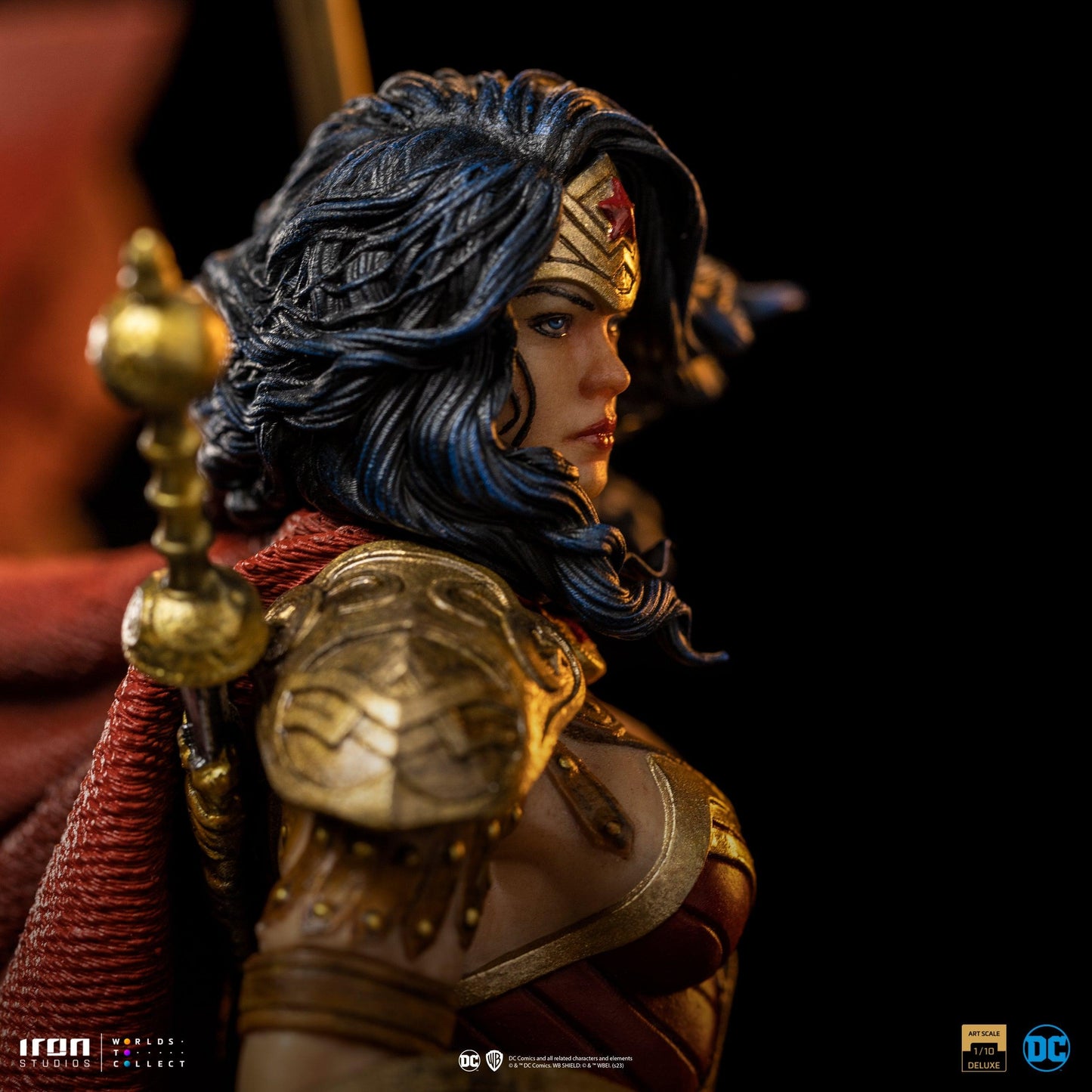 Iron Studios DC Comics Wonder Woman Unleashed Deluxe Art Scale Limited Edition 1/10 Statue - ToyFury