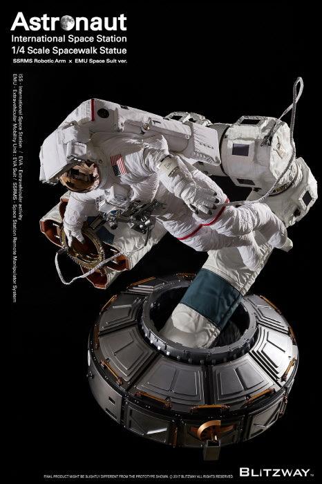 Blitzway BW-SS-20201 Astronaut Walk Statue 1/4 Scale Sculptures【In Stock】 - ToyFury