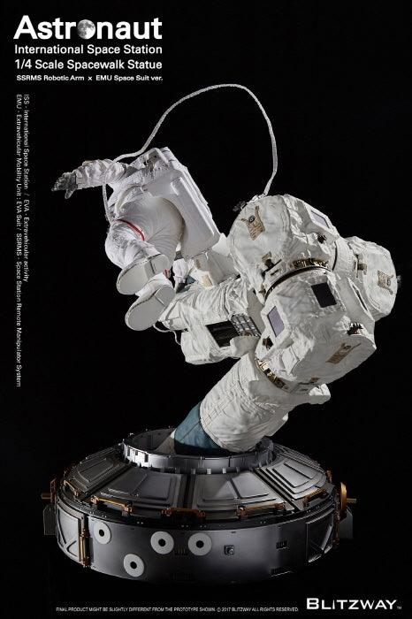 Blitzway BW-SS-20201 Astronaut Walk Statue 1/4 Scale Sculptures【In Stock】 - ToyFury