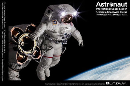 Blitzway BW-SS-20201 Astronaut Walk Statue 1/4 Scale Sculptures【In Stock】 - ToyFury