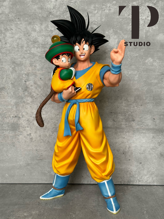 Dragon Ball Repaint Figure Ichiban Kuji Fate Showdown Set 8 GOKU and GOHAN Hug