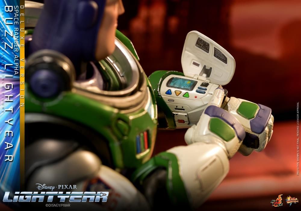 HOTTOYS MMS635 Lightyear Buzz Lightyear (Space Ranger Alpha) Deluxe 1/6th Scale Collectible Figure