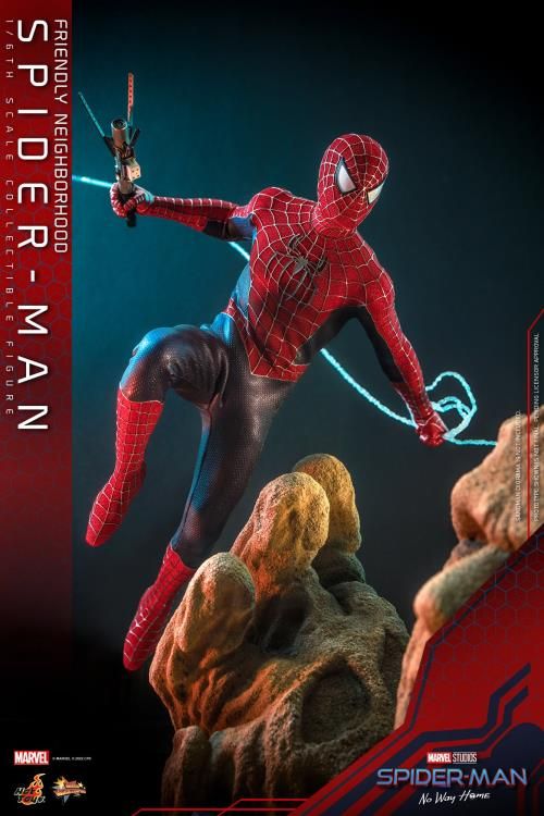 HOTTOYS MMS662 Spider-Man: No Way Home - Friendly Neighborhood Spider-Man Deluxe 1/6th Scale Collectible Figure