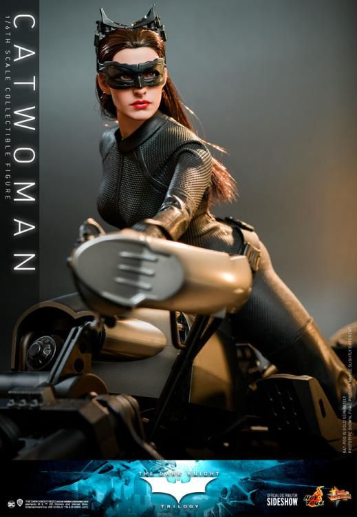 Hot Toys DC The Dark Knight Trilogy Catwoman 1/6 Scale Figure MMS627