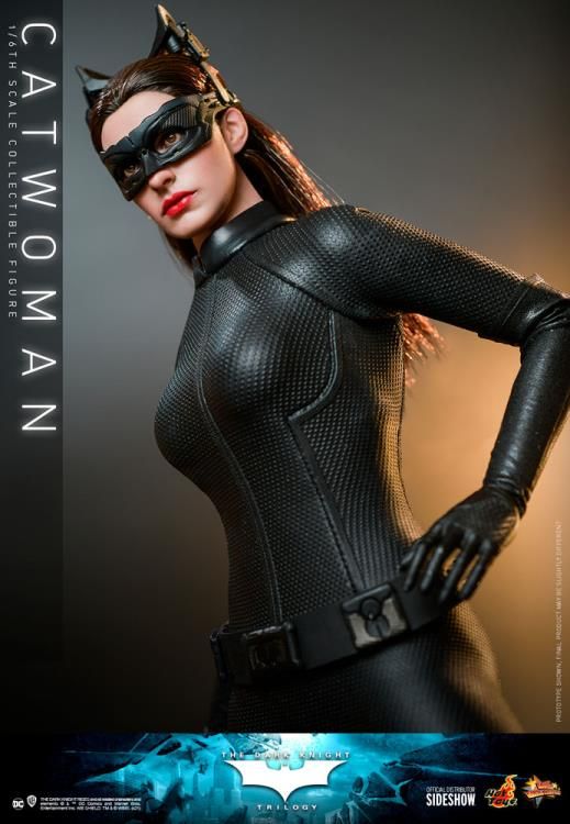 Hot Toys DC The Dark Knight Trilogy Catwoman 1/6 Scale Figure MMS627