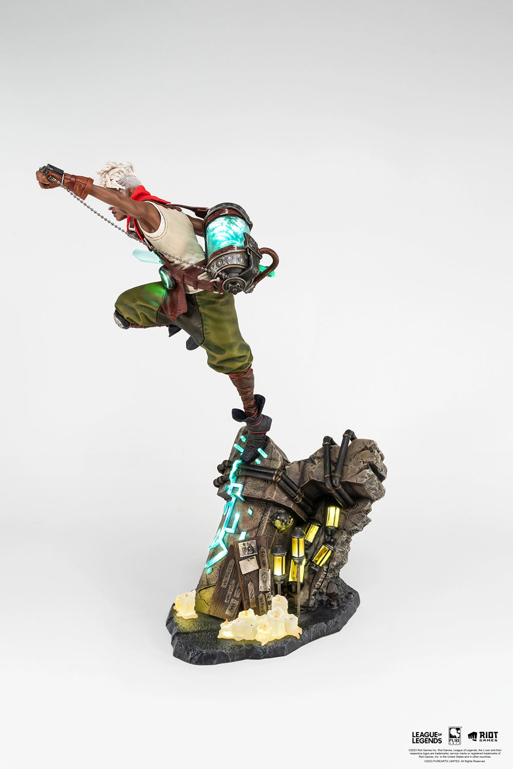 PureArts PA006LOL EKKO 1/4 Scale Statue