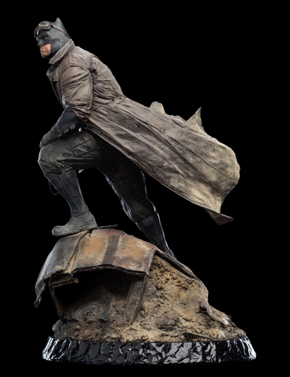 Weta Zack Snyder's Justice League (2021) - Knightmare Batman 1/4 Scale Statue