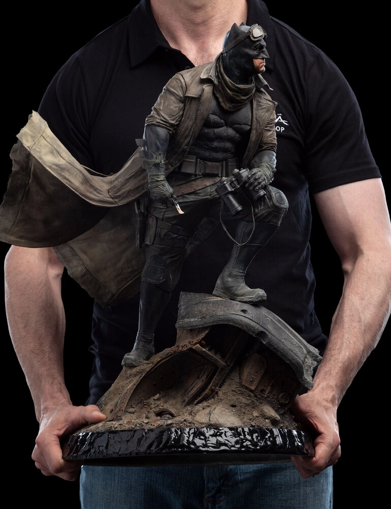 Weta Zack Snyder's Justice League (2021) - Knightmare Batman 1/4 Scale Statue