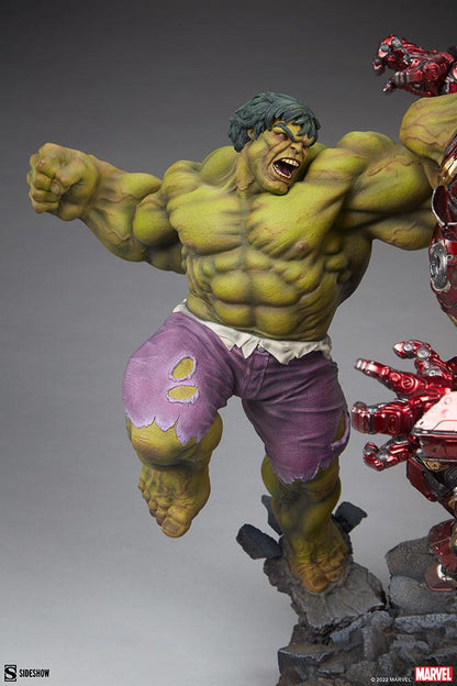 Sideshow The Avengers - Hulk vs Hulkbuster 19” Maquette Statue 200571 - ToyFury